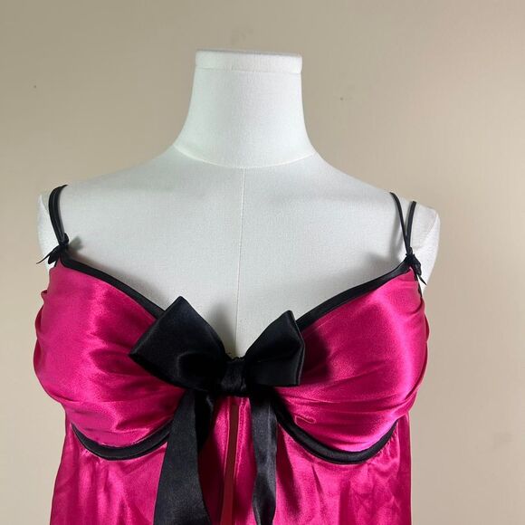 Scene Y2K Mcbling Satiny Pink and Black Bow Slip - Picture 2 of 3